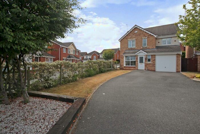 4 Bedroom House To Rent In Channel Way, Longford, CV6