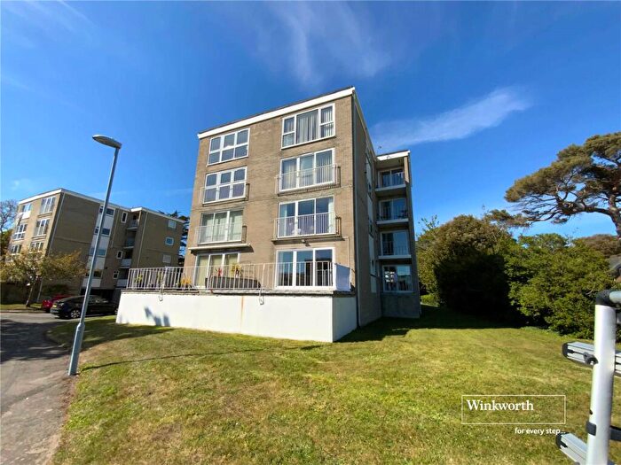 2 Bedroom Apartment For Sale In Rushford Warren, Christchurch, Dorset, BH23