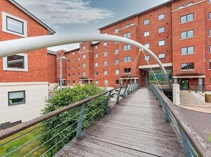 2 Bedroom Apartment For Sale In Henke Court, Exeter, CF10