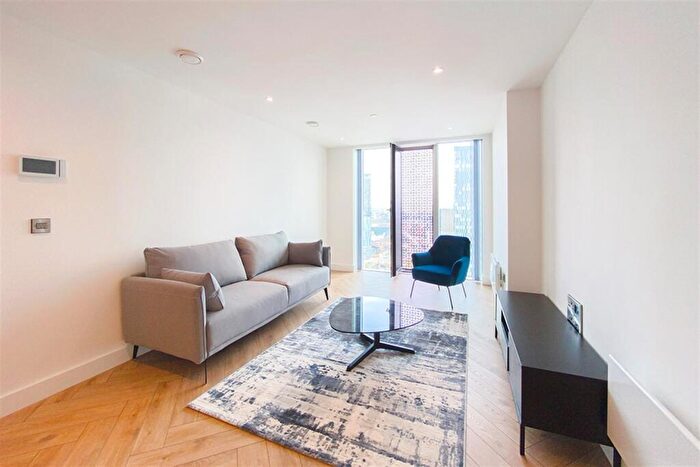 2 Bedroom Apartment To Rent In Elizabeth Tower, M15