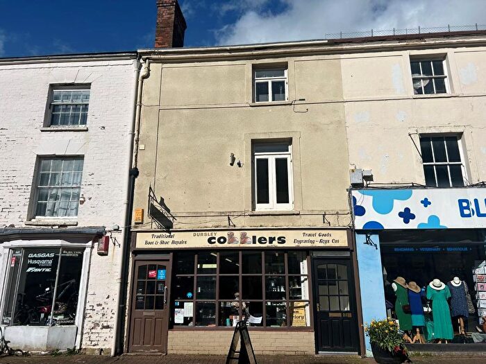 1 Bedroom Flat For Sale In Parsonage Street, Dursley, GL11