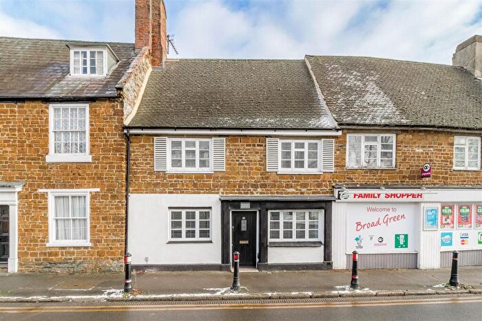 2 Bedroom Terraced House For Sale In Broad Green, Wellingborough, NN8