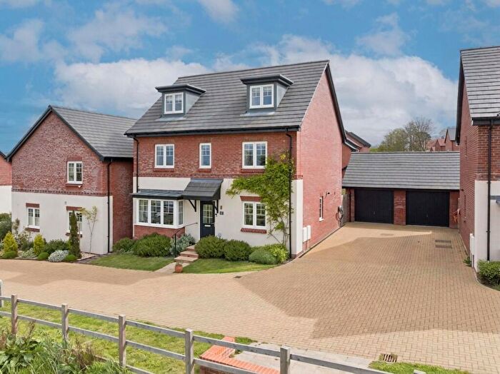 5 Bedroom Detached House For Sale In Glebe Road, East Challow, OX12