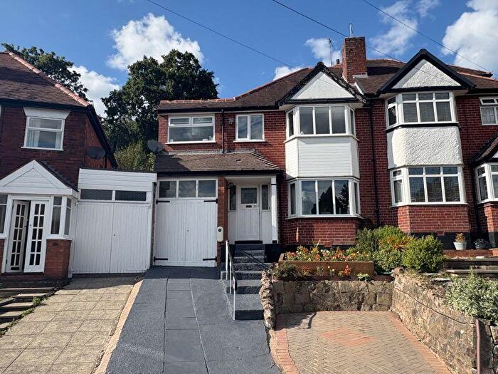 4 Bedroom Semi-Detached House To Rent In Battenhall Road, Harborne, Birmingham, B17