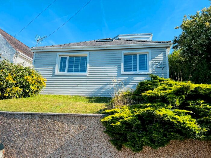 3 Bedroom Property To Rent In Cleveland Ave, Mumbles, SA3