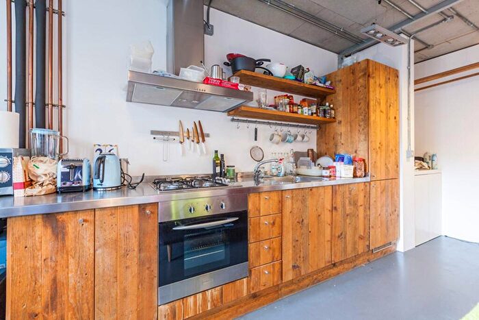 1 Bedroom Flat To Rent In New Inn Broadway, , Shoreditch, London, EC2A