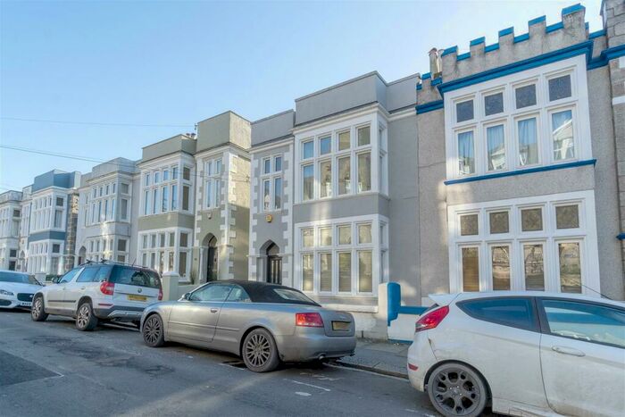 3 Bedroom House To Rent In Western College Road, Plymouth, PL4