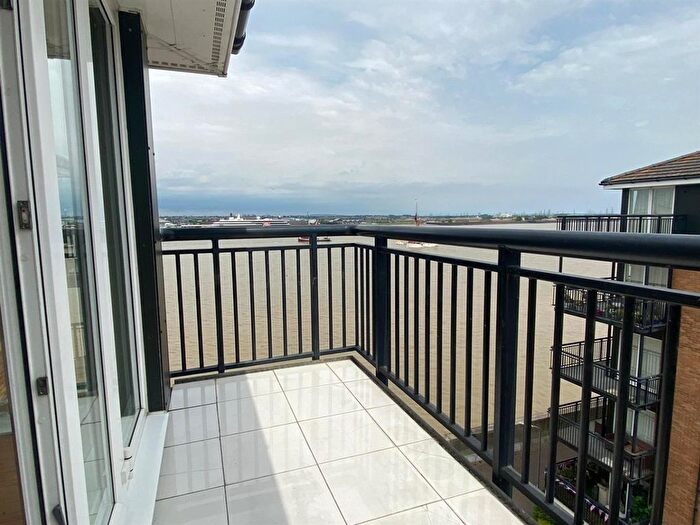 2 Bedroom Flat To Rent In Baltic Wharf, Clifton Marine Parade, Gravesend, Kent, DA11