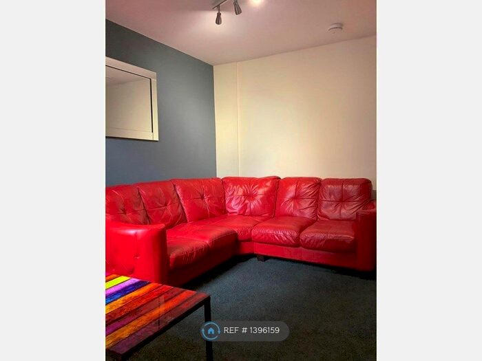 4 Bedroom Terraced House To Rent In Laurel Street, Middlesbrough, TS1