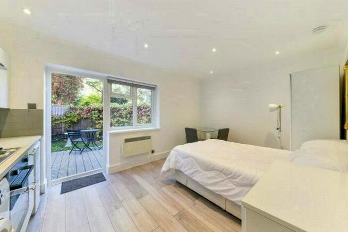 Studio To Rent In Aberdare Gardens, London, NW6
