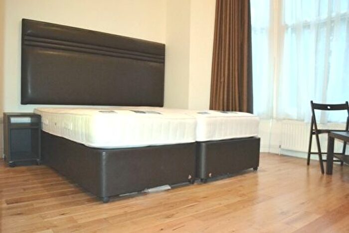 Studio To Rent In Cheniston Gardens, High Street Kensington, London, W8