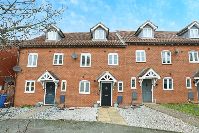 4 Bedroom Terraced House For Sale In Premier Way, Kemsley, Sittingbourne, Kent, ME10