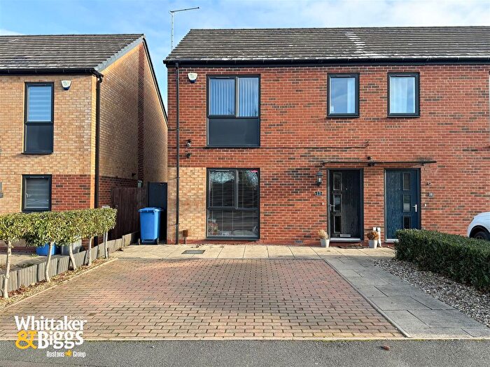 3 Bedroom Semi Detached House For Sale In Supreme Street, Middleport, ST6