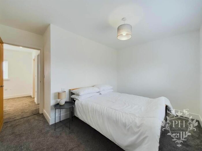 3 Bedroom Semi-Detached House For Sale In Lucerne Road, Redcar, TS10