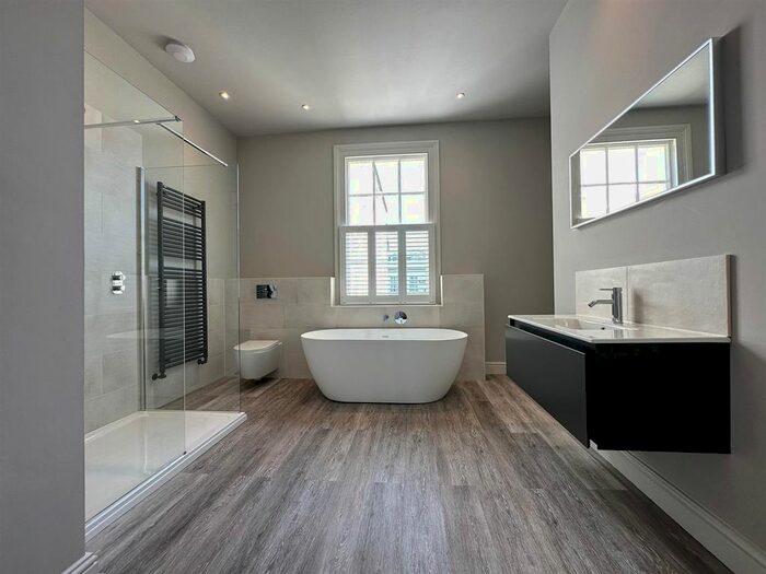 5 Bedroom Property To Rent In Portland Street, Cheltenham, GL52