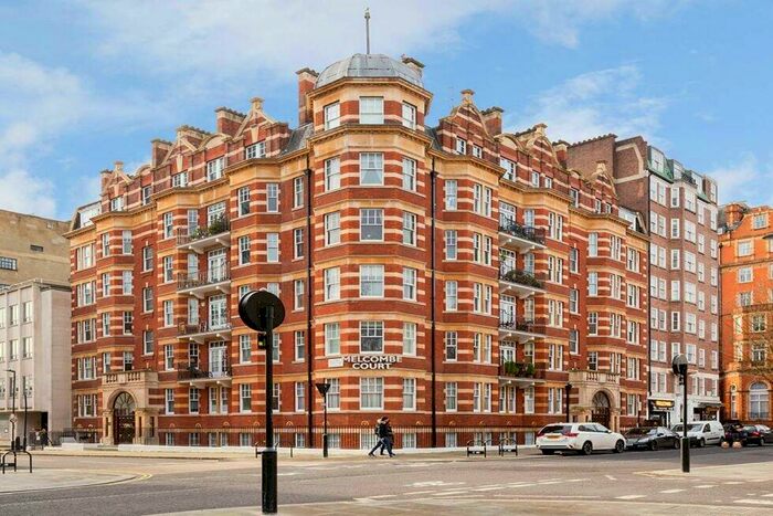 3 Bedroom Flat To Rent In Melcombe Court, Dorset Square, Baker Street, NW1