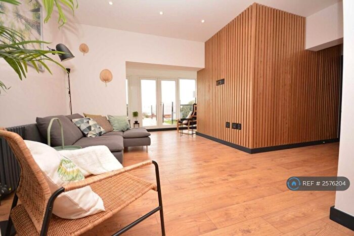 2 Bedroom Flat To Rent In Beach Rise, Westgate-On-Sea, CT8