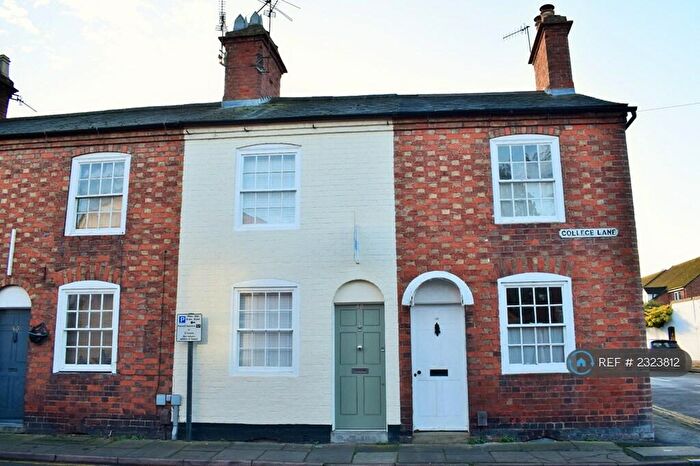 2 Bedroom Terraced House To Rent In College Lane, Stratford-Upon-Avon, CV37