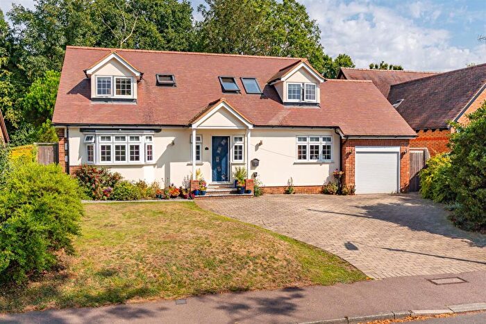 4 Bedroom Detached House For Sale In Mardley Avenue, Welwyn, AL6