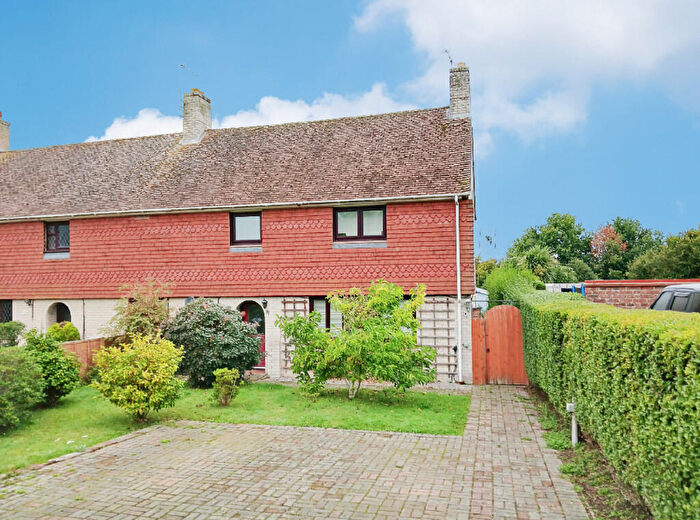 3 Bedroom Semi-Detached House For Sale In Stane Street Close., RH20
