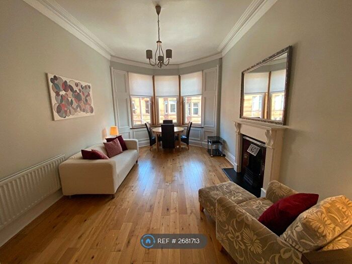 2 Bedroom Flat To Rent In Fairlie Park Drive, Glasgow, G11