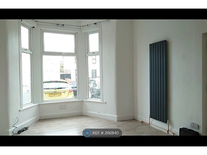 2 Bedroom Flat To Rent In Wellwood Road, Ilford, IG3