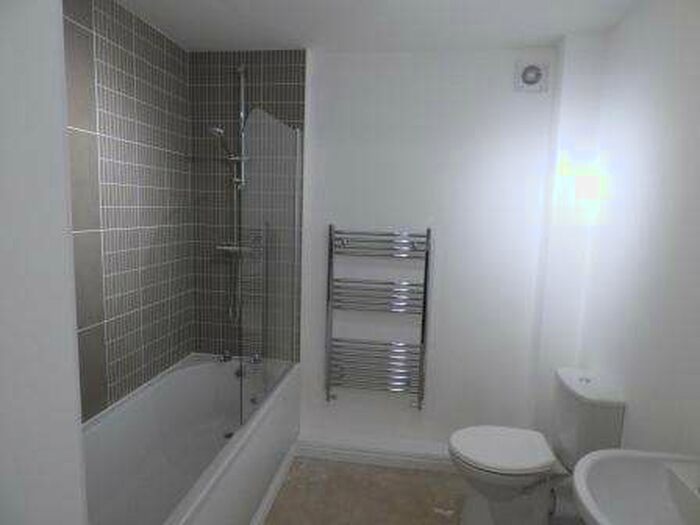 2 Bedroom Flat To Rent In Francis House Telford, TF1