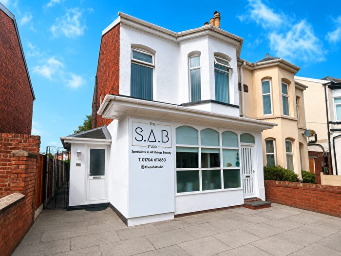 2 Bedroom House To Rent In Liverpool Road, Southport, PR8