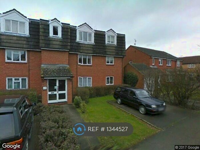 Studio To Rent In Vincenzo Close, Hatfield, AL9