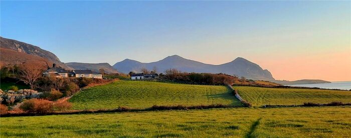 5 Bedroom Detached House For Sale In Clynnogfawr, Caernarfon, Clynnogfawr, Caernarfon, LL54