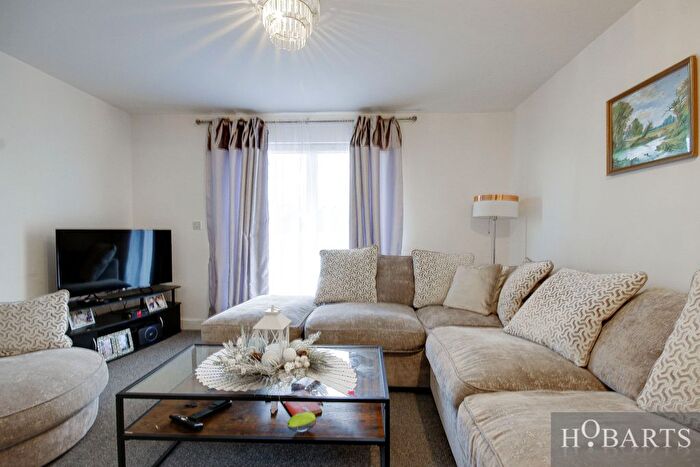 2 Bedroom Flat For Sale In Winkfield Road, Crown Close, N22