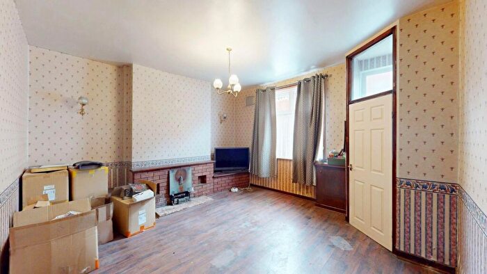 3 Bedroom Terraced House For Sale In Croston Street, Bolton, BL3