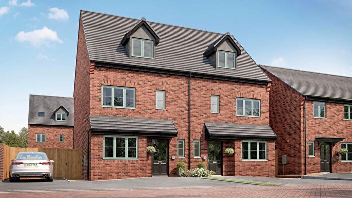 3 Bedroom Semi Detached House For Sale In Church Road, Molescroft, HU17