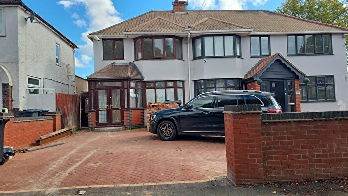 2 Bedroom Semi-Detached House To Rent In Steyning Road, Birmingham, B26