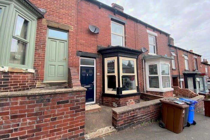 3 Bedroom Terraced House To Rent In Hunter Hill Road, Sheffield, S11