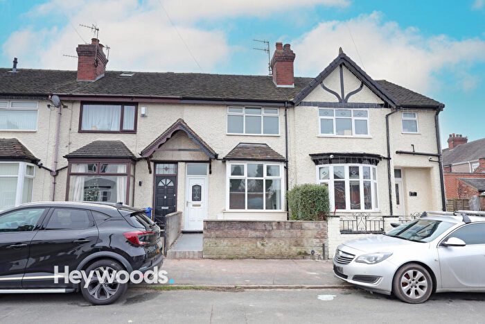 3 Bedroom Town House To Rent In Westwood Road, Newcastle-under-Lyme, Staffordshire, ST5