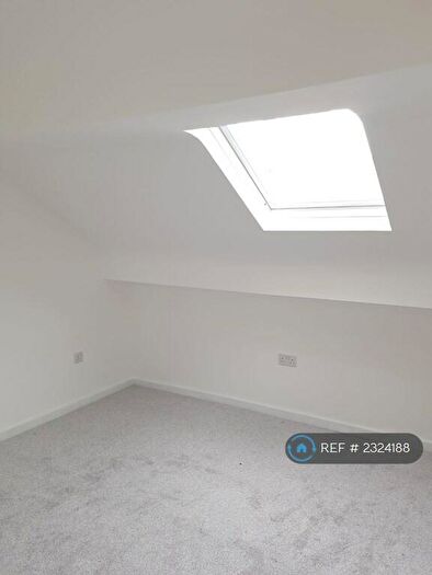 2 Bedroom Flat To Rent In Abbeydale Road, Sheffield, S7