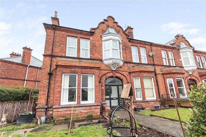 1 Bedroom Apartment To Rent In Abbey Drive West, Grimsby, DN32