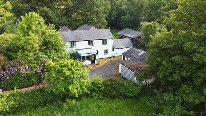 5 Bedroom Detached House For Sale In Tylwch, Llanidloes, Powys, SY18