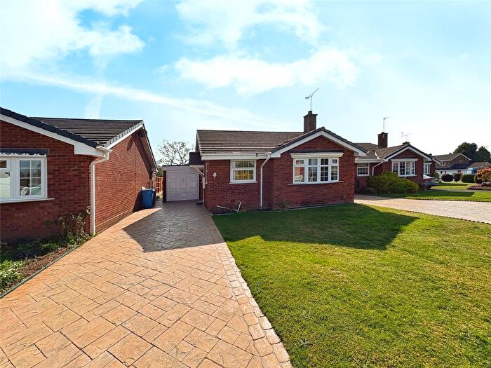 2 Bedroom Bungalow To Rent In Dunster Grove, Wolverhampton, Staffordshire, WV6