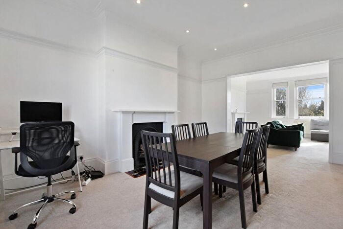 5 Bedroom Maisonette For Sale In Hampstead Lane, London, N6