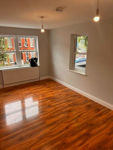 3 Bedroom Flat To Rent In Church Road, London, NW10
