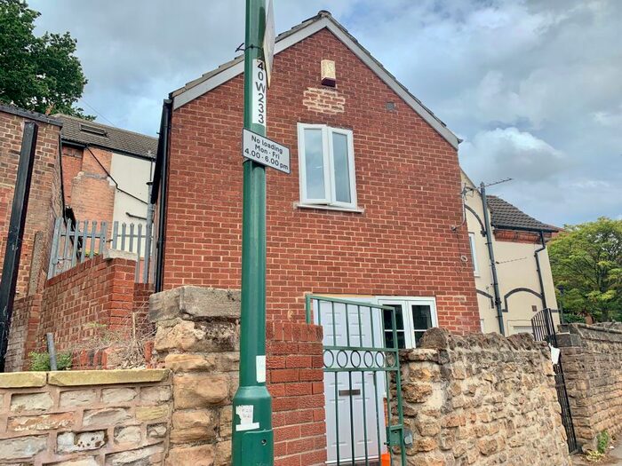 2 Bedroom Semi-Detached House To Rent In Woodborough Road, Nottingham, NG3