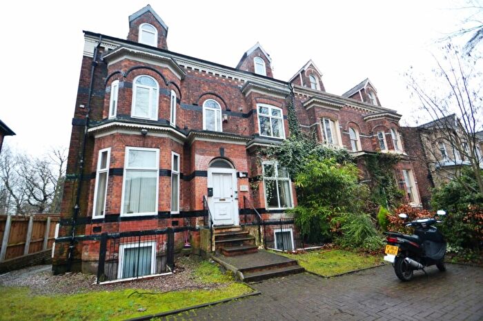 2 Bedroom Apartment To Rent In Wellington Road, Whalley Range, Manchester, M16
