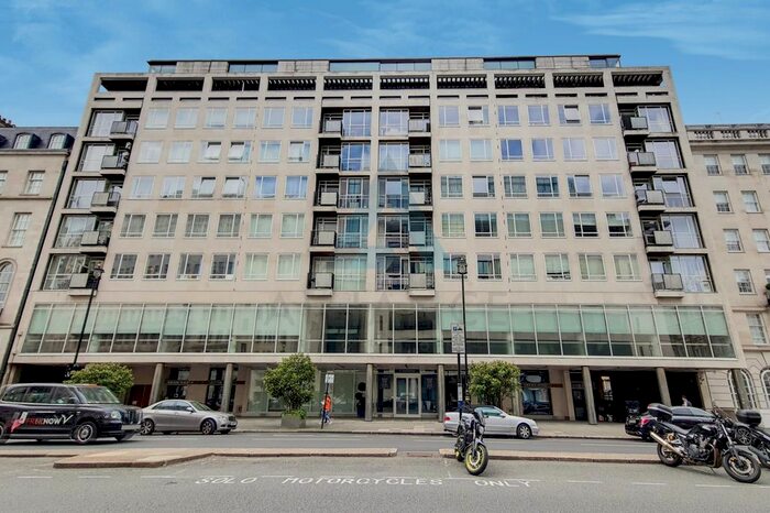 3 Bedroom Flat To Rent In Portland Place, London, W1B