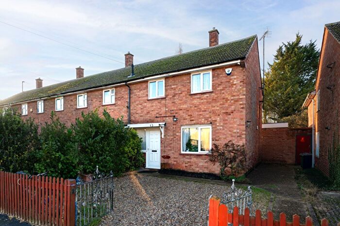 4 Bedroom End Terrace House For Sale In Leete Road, Cambridge, CB1