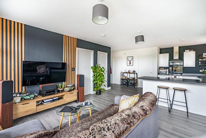 2 Bedroom Flat For Sale In Aviator Court, York, YO30