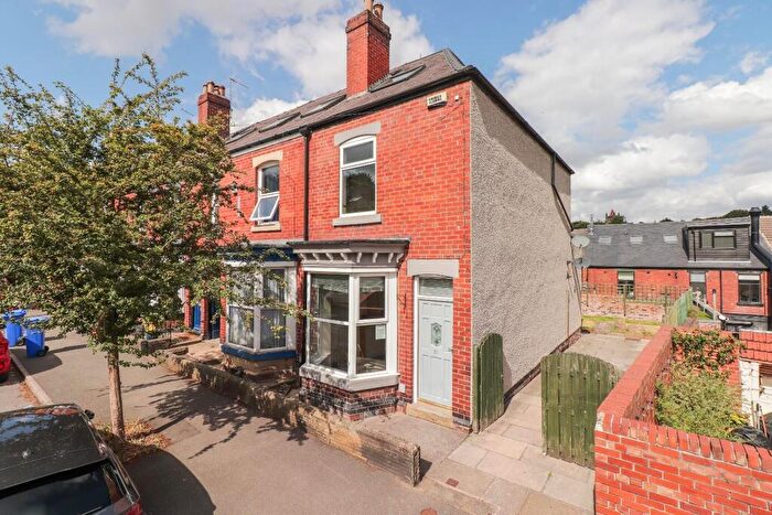 3 Bedroom End Of Terrace House For Sale In Kirkstall Road, Sharrow Vale, Sheffield, S11
