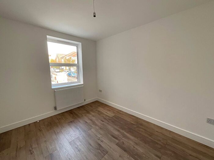 2 Bedroom Flat To Rent In Bell Hill Road, St George, Bristol, BS5