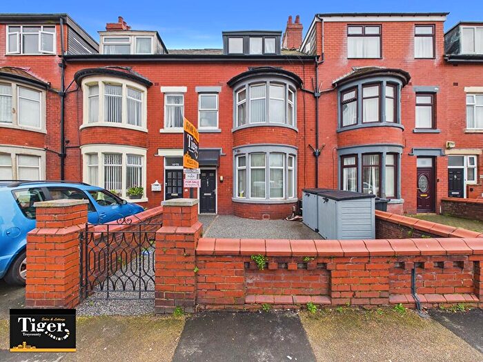 4 Bedroom Block Of Apartments For Sale In Bloomfield Road, Blackpool, FY1